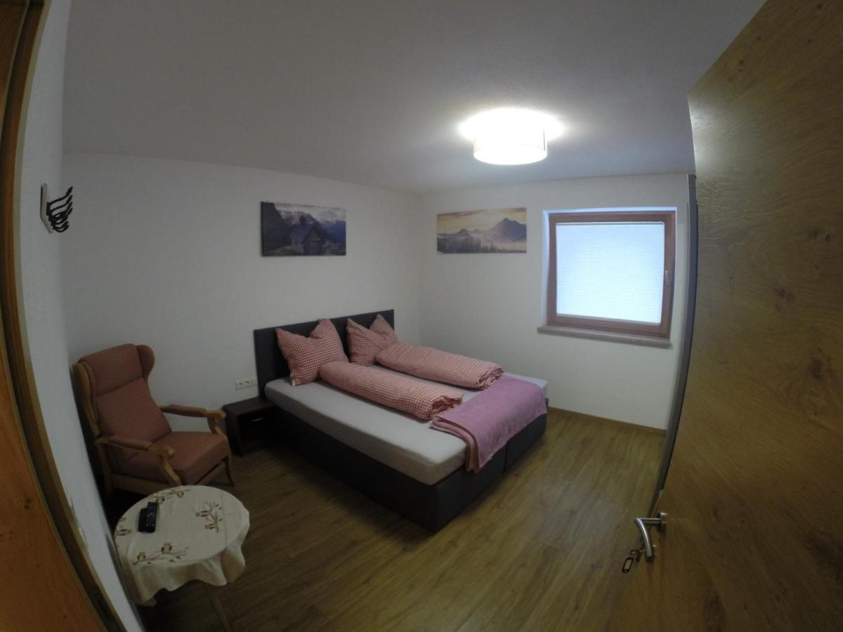 Grosszuegiges Apartment Georg Mayrhofen Barrierefrei Hollenzen Exterior photo